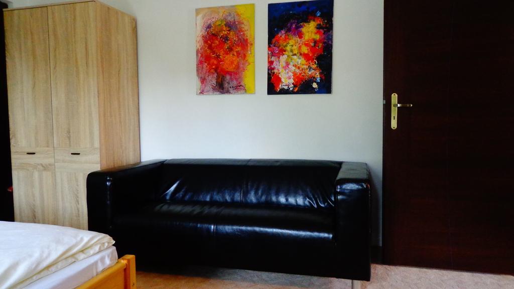 Penzion Marriot Trnava Værelse billede